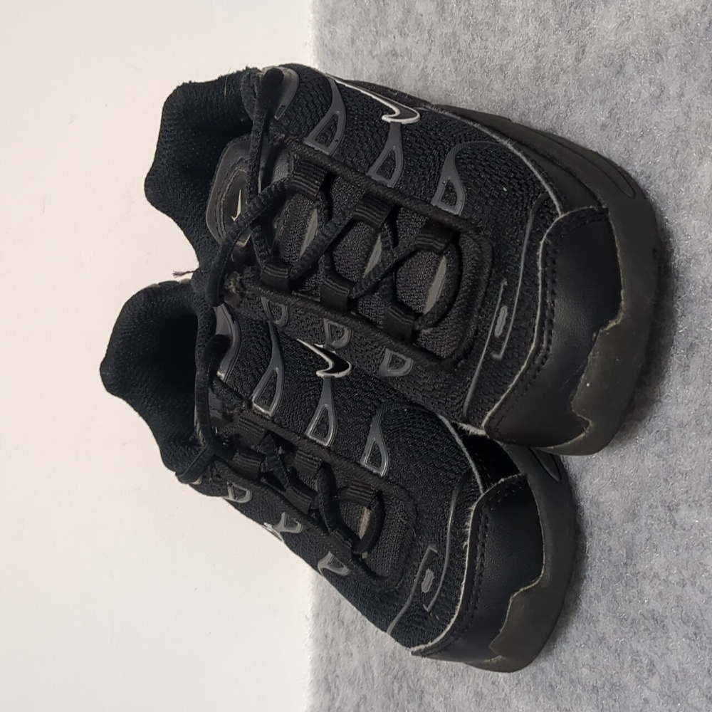 Nike Air Max Plus Black Pure Platinum Toddler Shoes size 7C - Picture 2 of 8